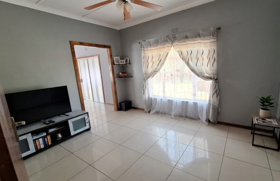 3 Bedroom Property for Sale in Petrusburg Free State